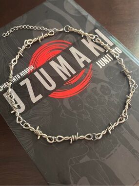 Barbed Wire Bramble Choker